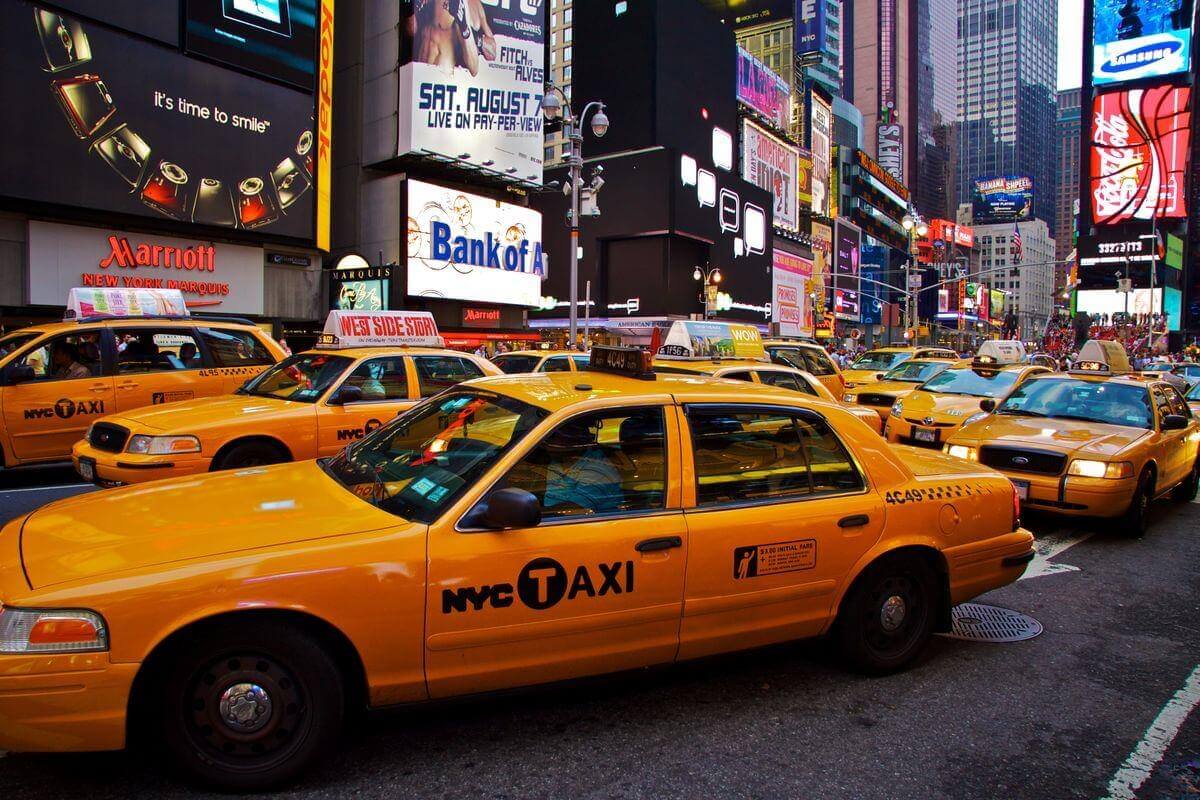 Taxi top ads alert pedestrians because they meet their line of vision when seeing a taxi run by