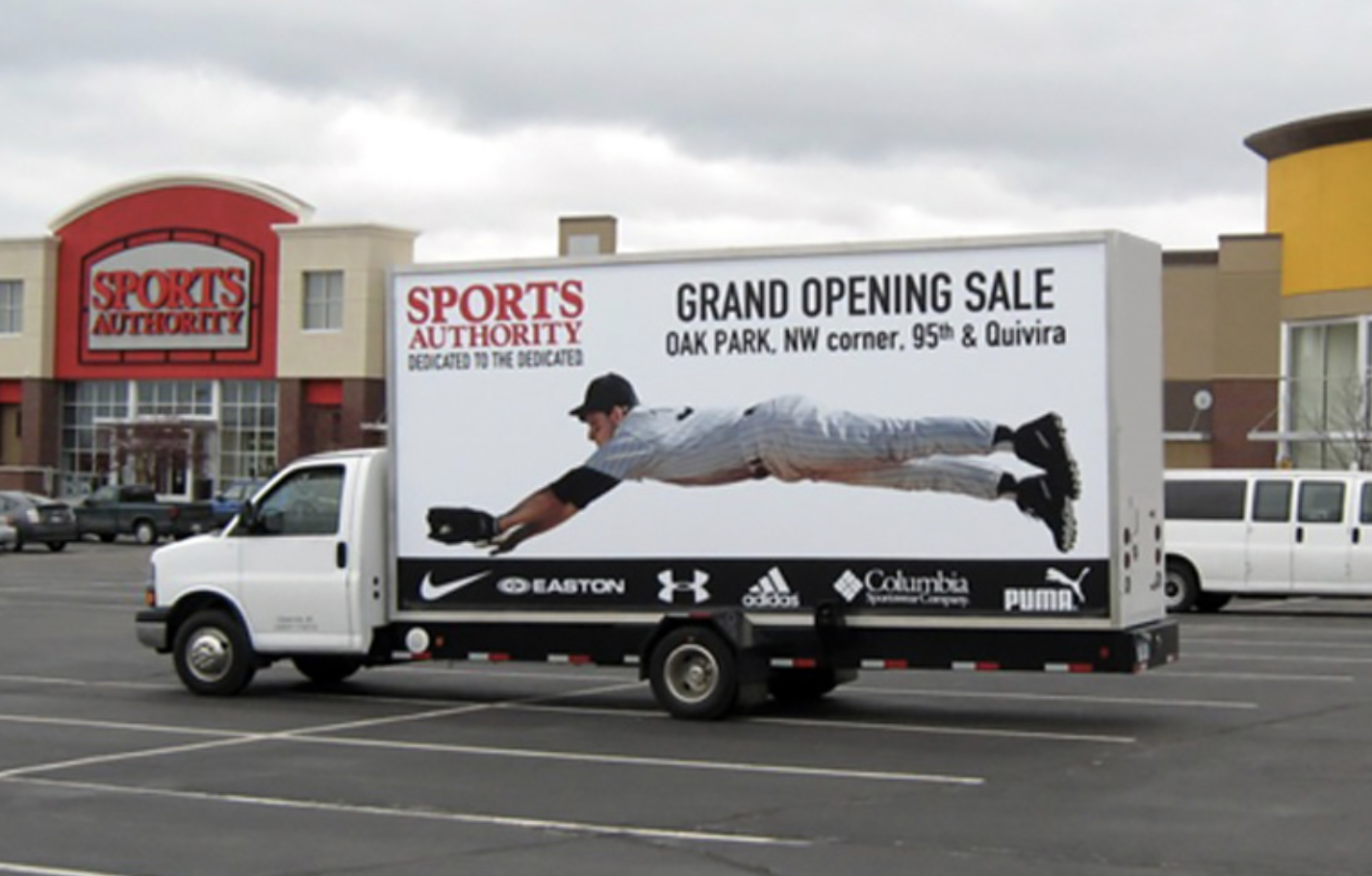Example of truck-side  Advertising 
