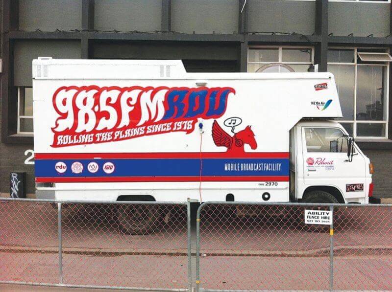 Bold colours complimenting radio messages are successful on a mobile billboard display