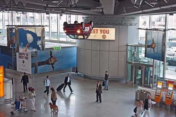 JCDecaux and Fiat created an exceptional campaign for the exploration of their new car model